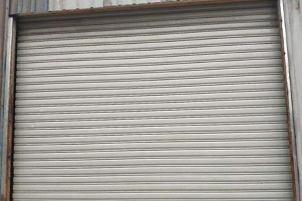 使用電動卷簾門應該注意什么